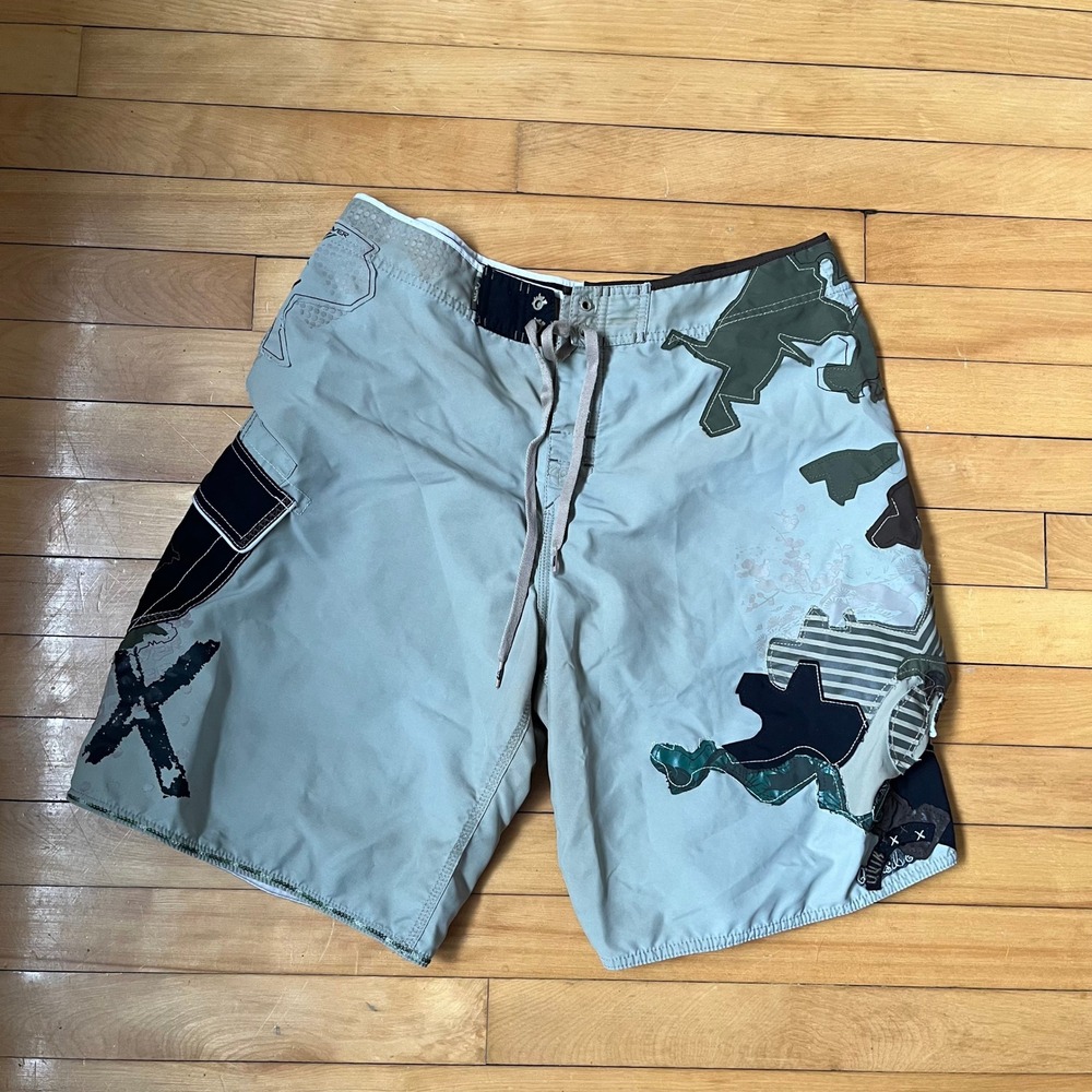 Quiksilver Mens Board Shorts Size 34 Gray Green Patchwork Graphic Cargo Trunks